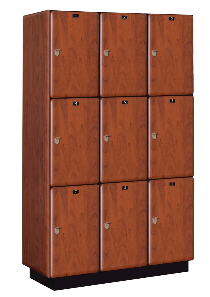 MPL Pillow Edge Club Locker